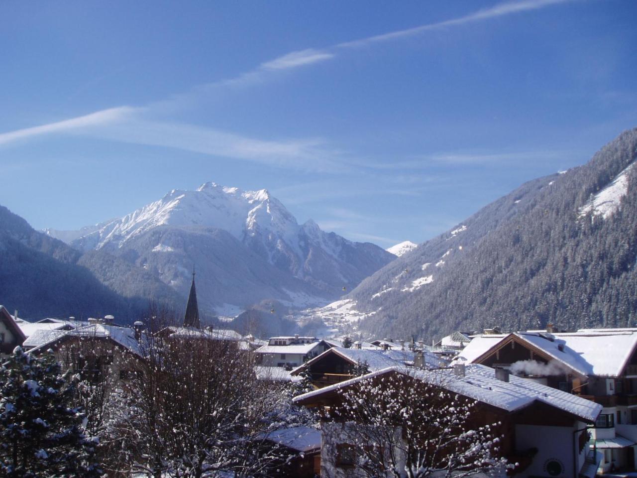 Edelweiss Lounge Restaurant Pizza Cafe Billard 3* Mayrhofen